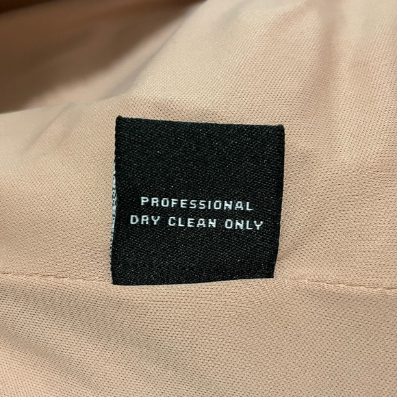 Tweed Jacket in Pink Womens Size XS 525 America - Picture 11 of 14